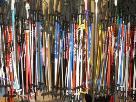 Skistöcke in allen Größen